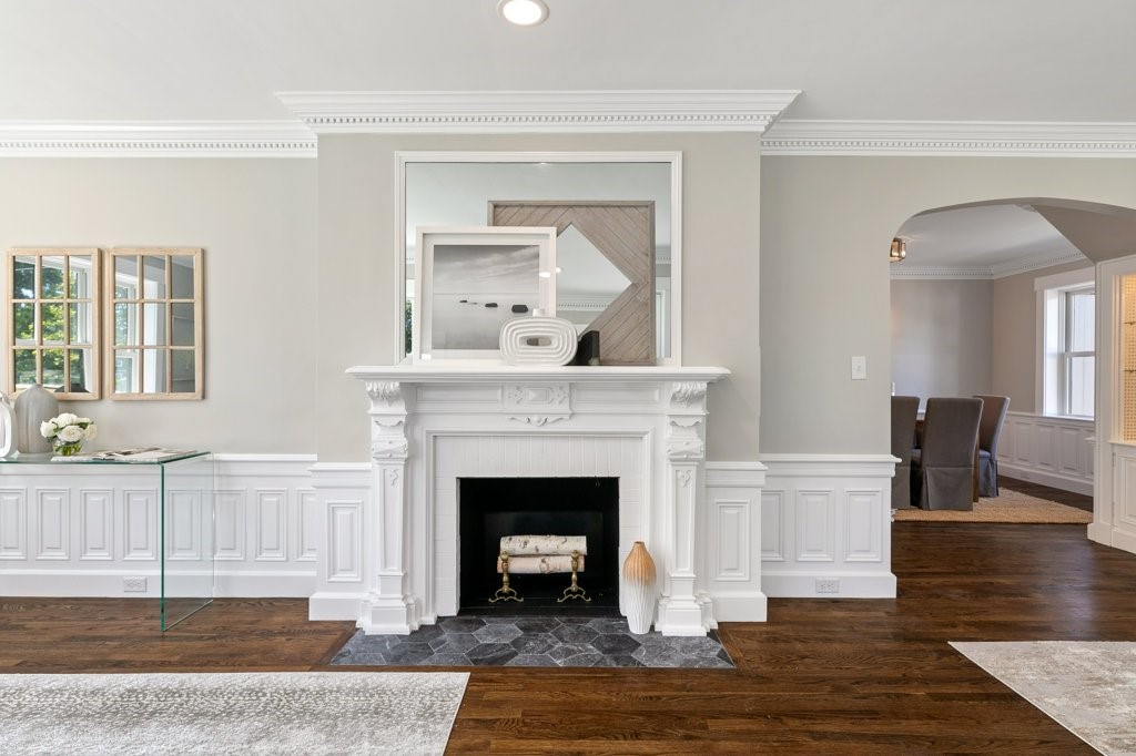 15 Clinton Street Newport, RI 02840 - Photo 6 of 50