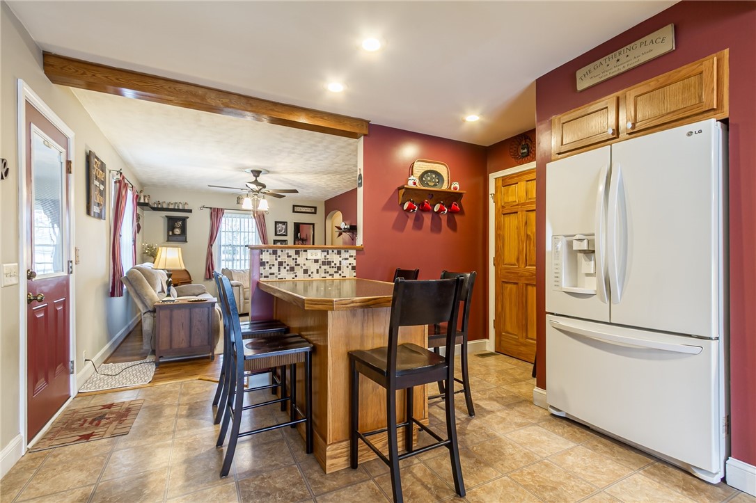 106 Hyde Parkway Palmyra, NY 14522 - Photo 14 of 46