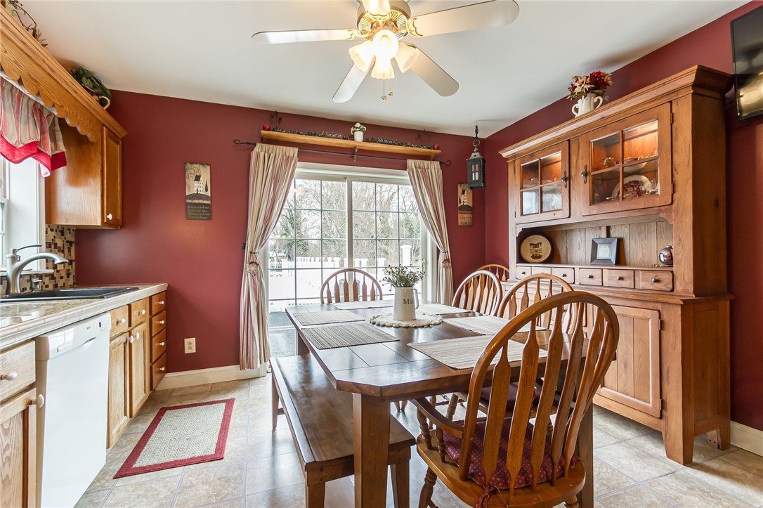 106 Hyde Parkway Palmyra, NY 14522 - Photo 17 of 46