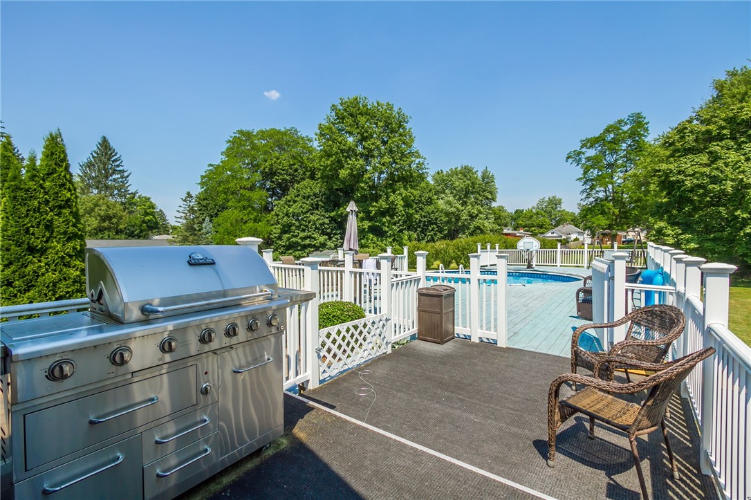 106 Hyde Parkway Palmyra, NY 14522 - Photo 32 of 46