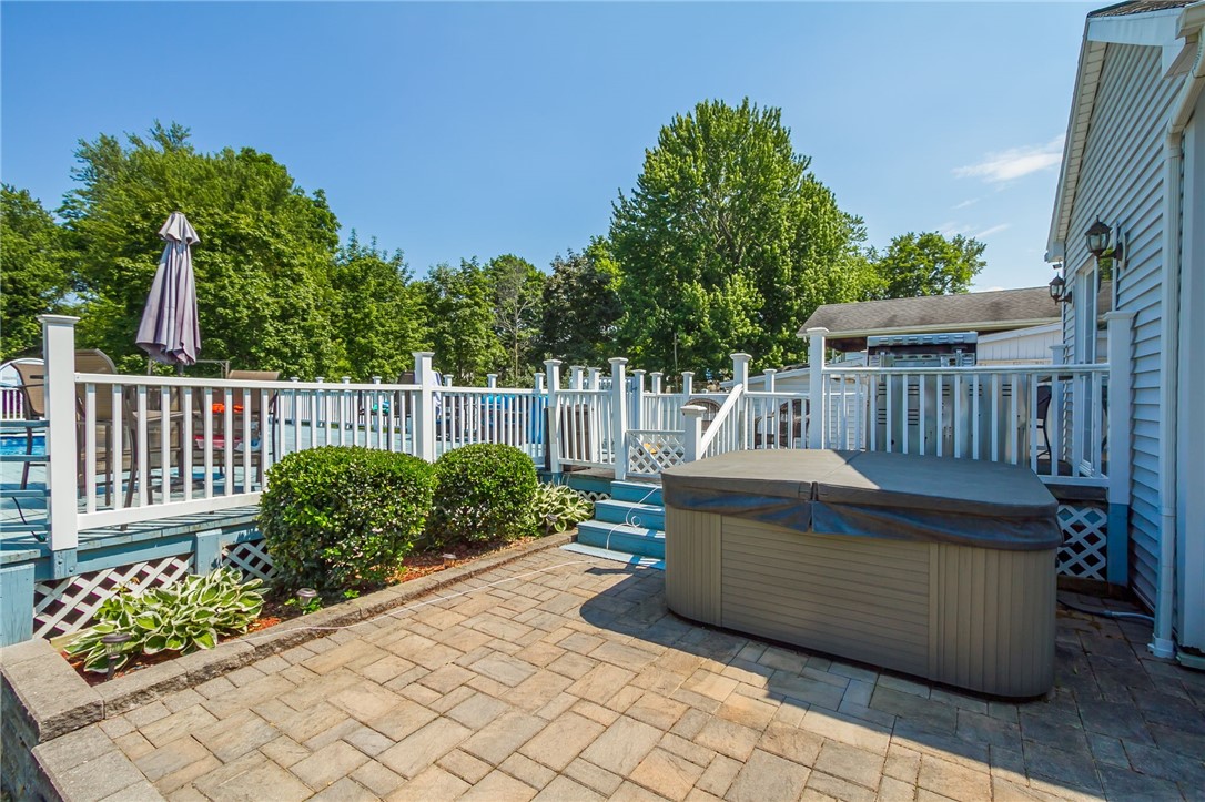 106 Hyde Parkway Palmyra, NY 14522 - Photo 34 of 46