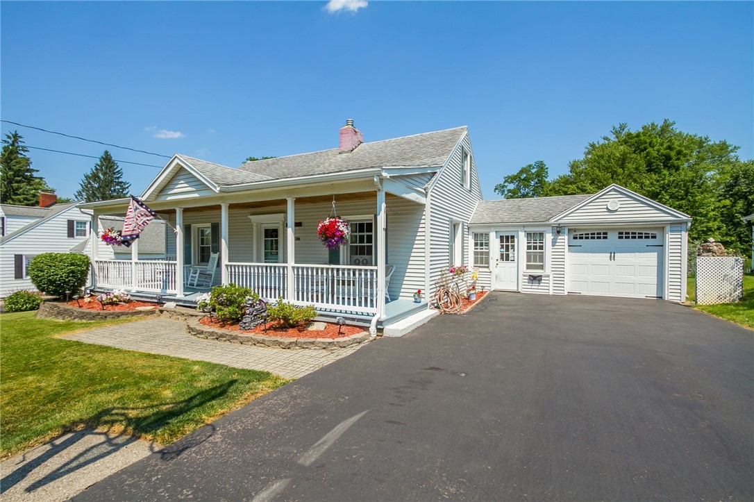 106 Hyde Parkway Palmyra, NY 14522 - Photo 5 of 46