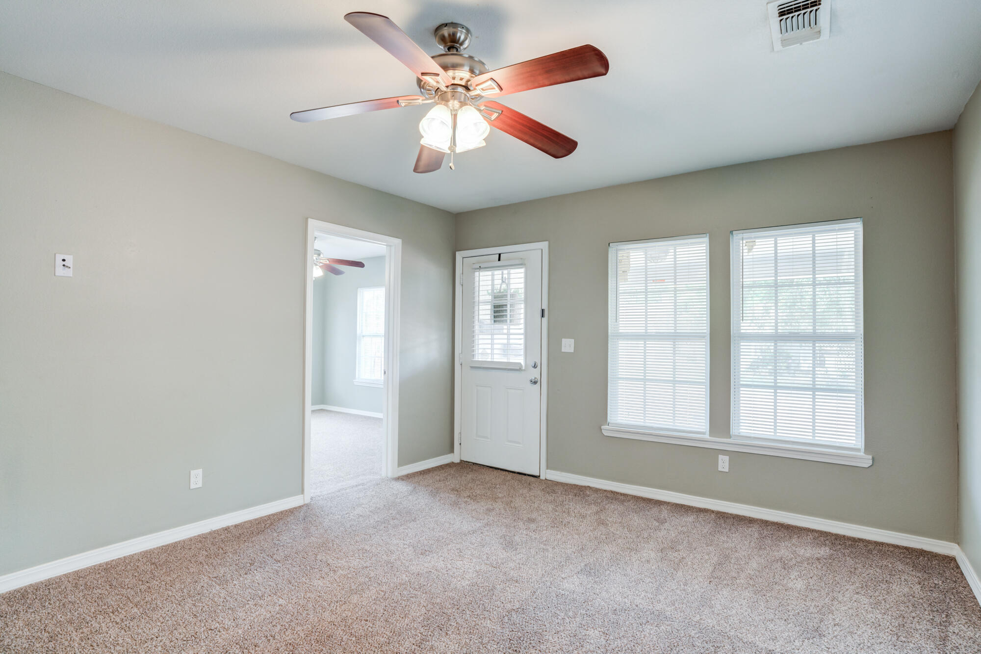 1907 16th Street Lubbock, TX 79401 - Photo 8 of 56 DSC00667_68_69_70_71