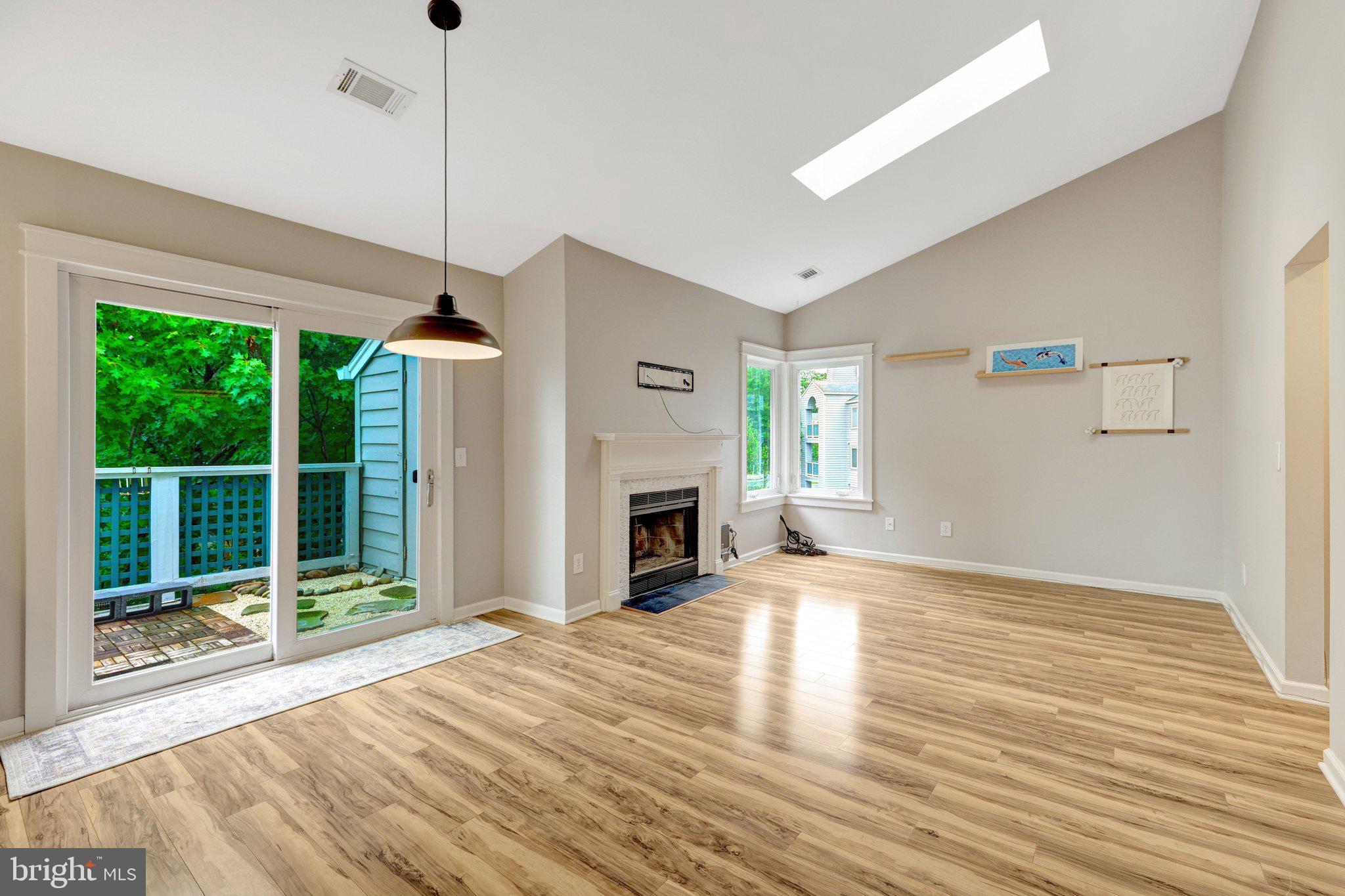 1504 Summerchase Court Reston, VA 20194 - Photo 10 of 42