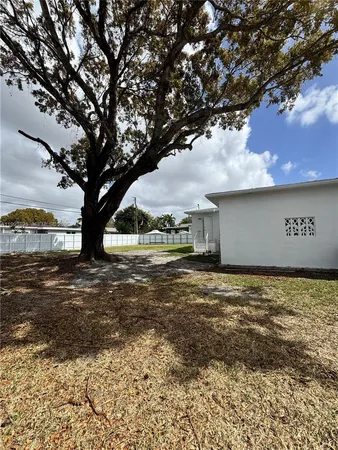 $3,500 | 5353 Southwest 6th Street, Miami, FL 33134