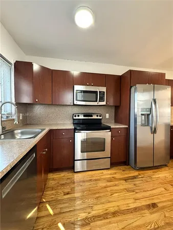 $3,500 | 5353 Southwest 6th Street, Miami, FL 33134