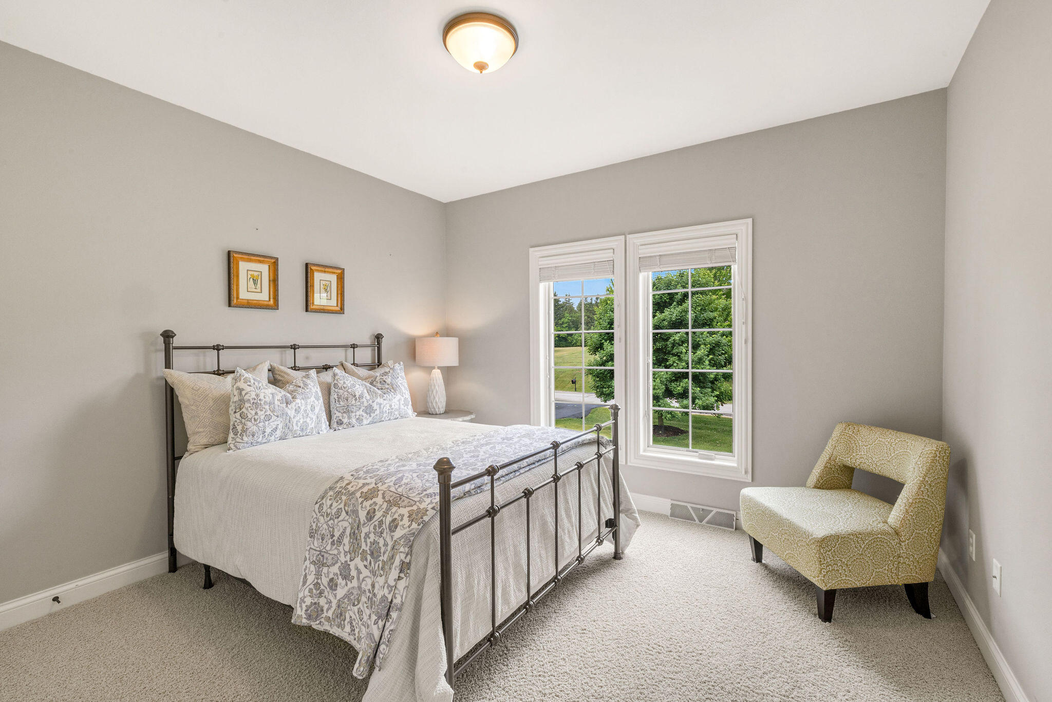 11092 Sutton Ridge Drive Mequon, WI 53097 - Photo 22 of 40 Bedroom IV