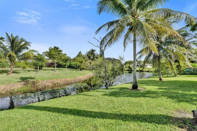 $795,000 | 4017 Woodside Drive, Coral Springs, FL 33065