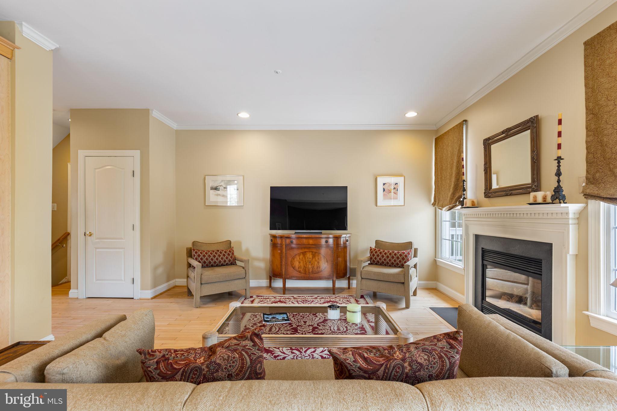 1015 Riverview Lane Conshohocken, PA 19428 - Photo 19 of 49