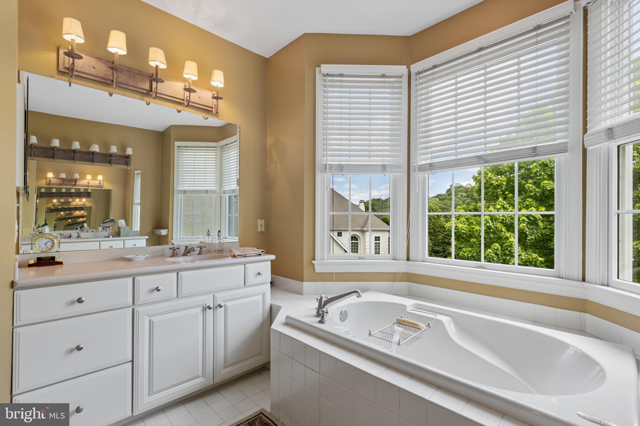 1015 Riverview Lane Conshohocken, PA 19428 - Photo 28 of 49