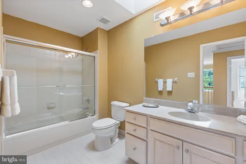 $689,000 | 1015 Riverview Lane, Conshohocken, PA 19428