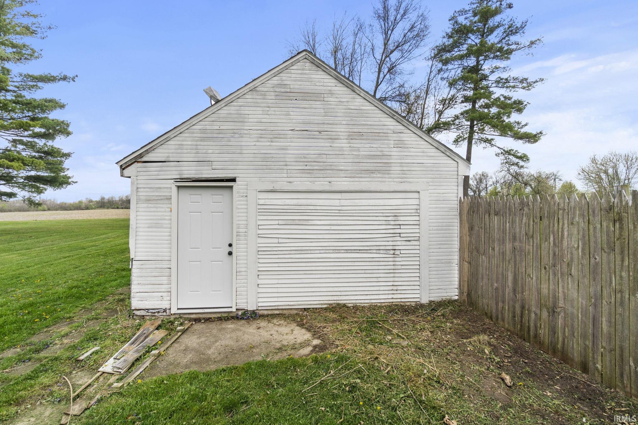 2124 West Wallen Road Fort Wayne, IN 46818 - Photo 28 of 29