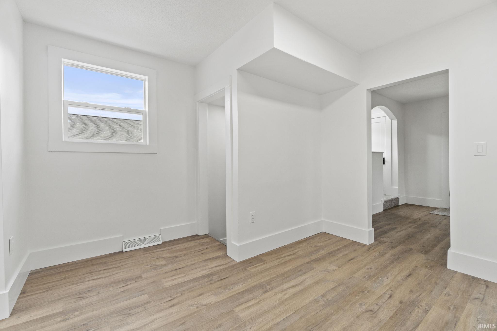 2124 West Wallen Road Fort Wayne, IN 46818 - Photo 6 of 29