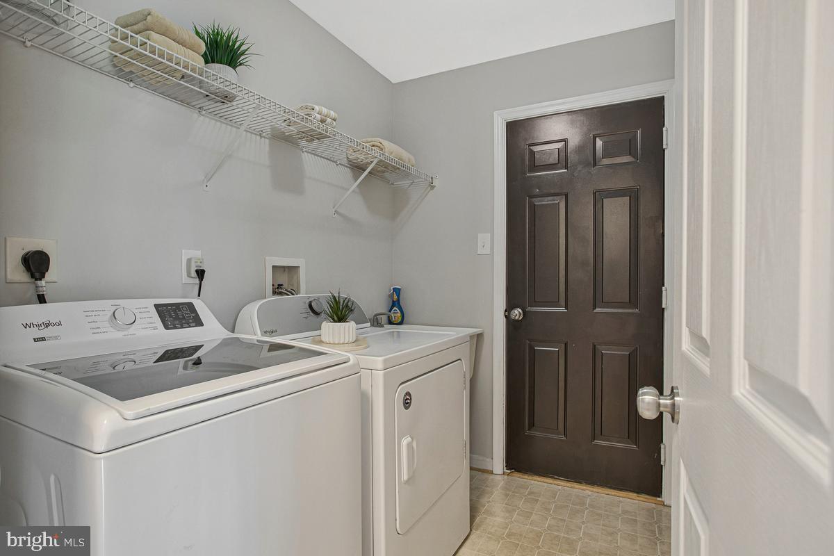 308 Arlington Court Severn, MD 21144 - Photo 16 of 39 Main Floor Laundry