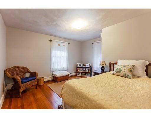 36 Pinewood Road Needham, MA 02492 - Photo 13 of 28