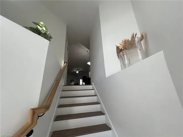 a view of entryway and hall