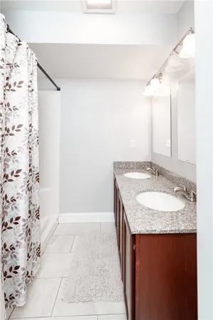 $390,000 | 9 Gray Coach Lane, Unit 911, Cranston, RI 02921