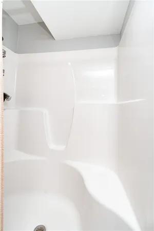 $390,000 | 9 Gray Coach Lane, Unit 911, Cranston, RI 02921