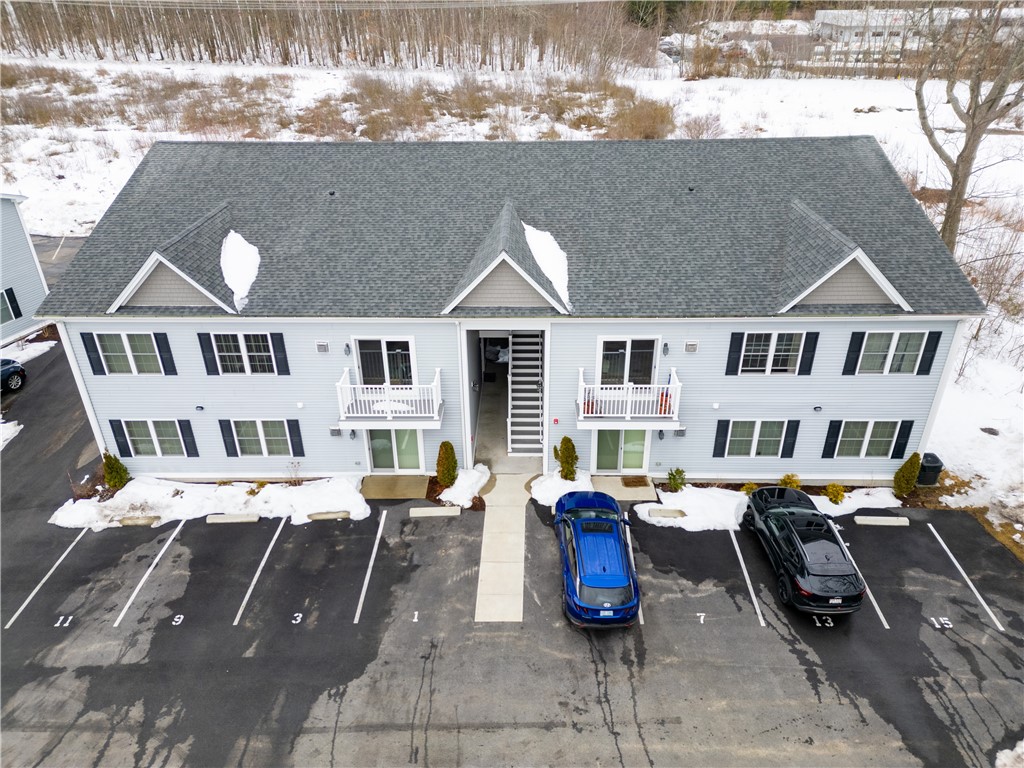 9 Gray Coach Lane, Unit 911 Cranston, RI 02921 - Photo 2 of 29