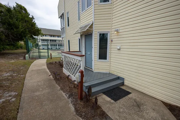 $1,600 | 1100 Possum Trot Road, North Myrtle Beach, SC 29582