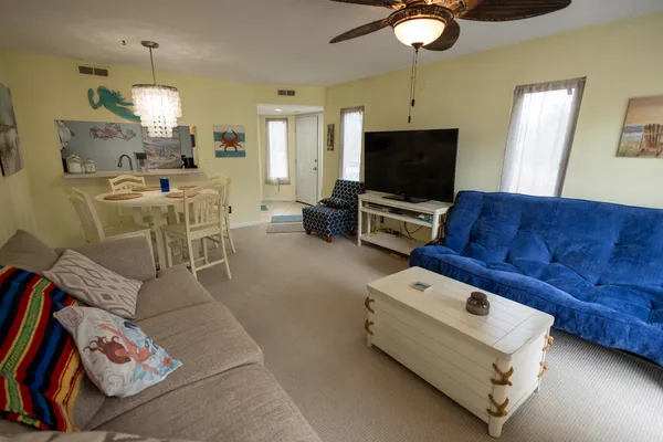 $1,600 | 1100 Possum Trot Road, North Myrtle Beach, SC 29582