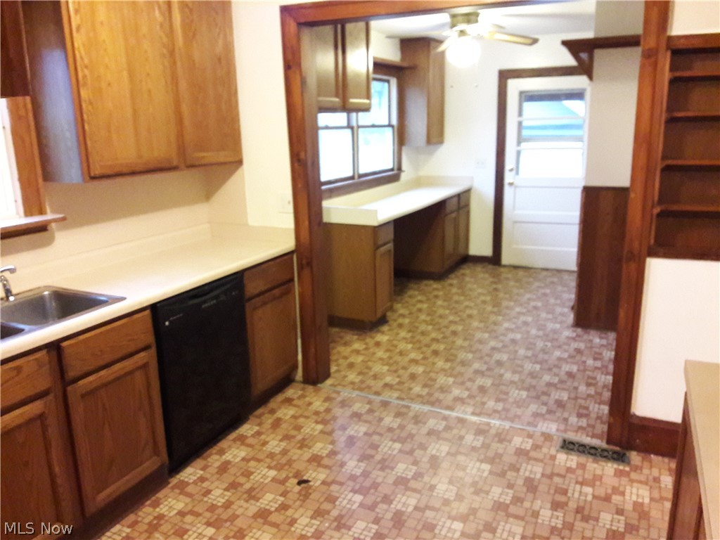 5248 North Ridge Road West Ashtabula, OH 44004 - Photo 13 of 31