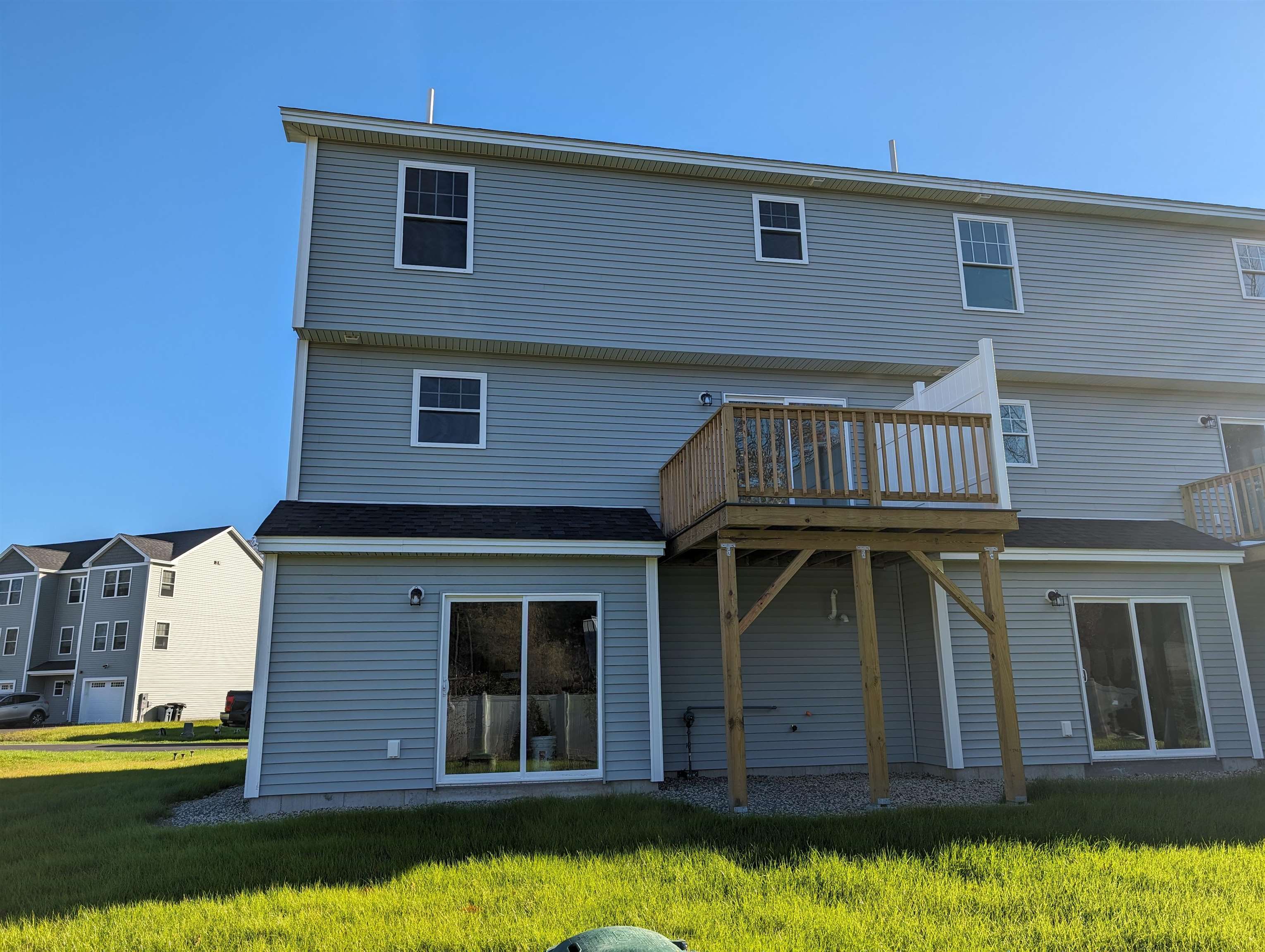 1 B Bovee Way, Unit 1B Epping, NH 03042 - Photo 2 of 21