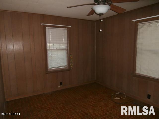 451 Acorn Road Du Quoin, IL 62832 - Photo 2 of 12