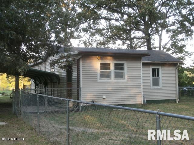 451 Acorn Road Du Quoin, IL 62832 - Photo 6 of 12