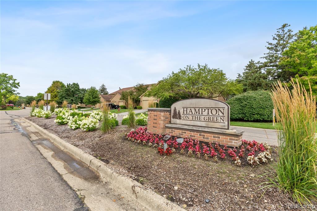 587 Tennyson Rochester Hills, MI 48307 - Photo 37 of 48 Gallery Image 37