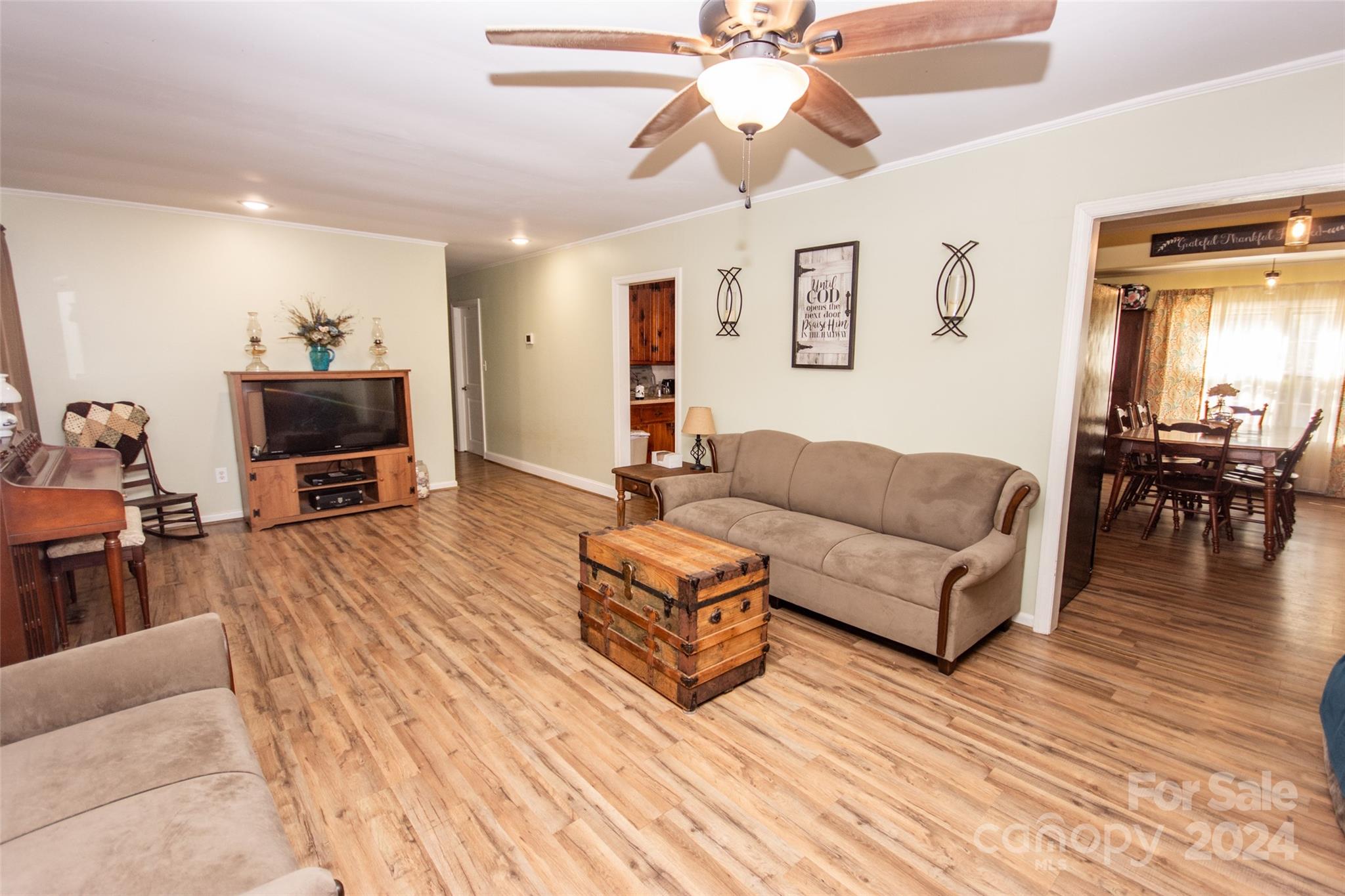 449 Grassy Knob Road Union Grove, NC 28689 - Photo 6 of 22 Gallery Image 6