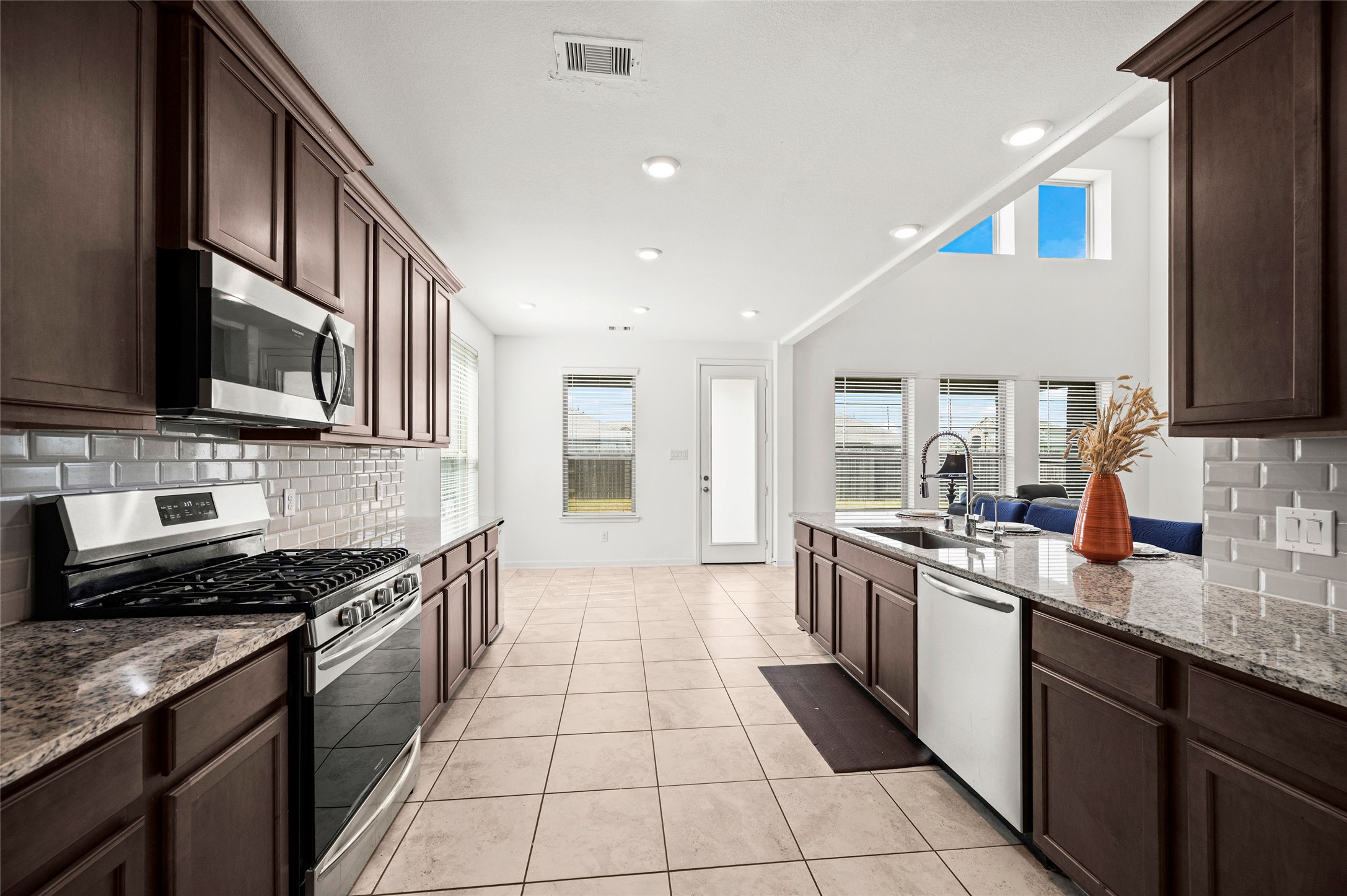 3708 Castle Rock Drive Rosenberg, TX 77469 - Photo 9 of 20