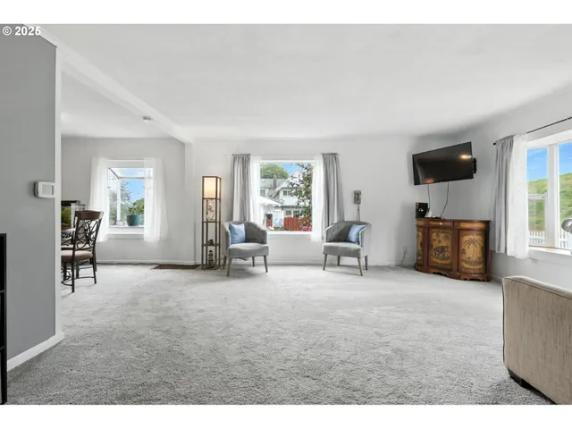 $388,000 | 318 West 1st Street, Rainier, OR 97048