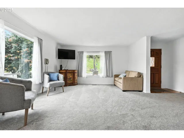 $388,000 | 318 West 1st Street, Rainier, OR 97048