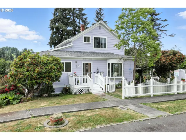 $388,000 | 318 West 1st Street, Rainier, OR 97048