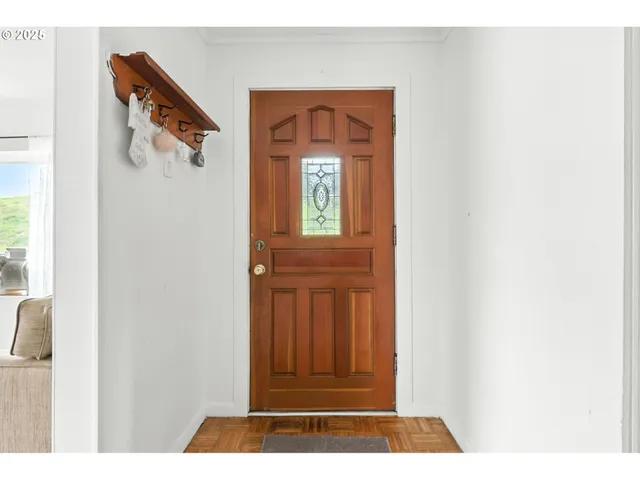 $388,000 | 318 West 1st Street, Rainier, OR 97048