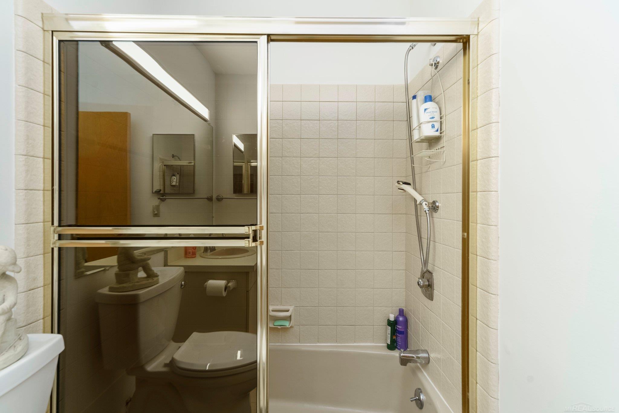 3997 River Road East China, MI 48054 - Photo 44 of 54
