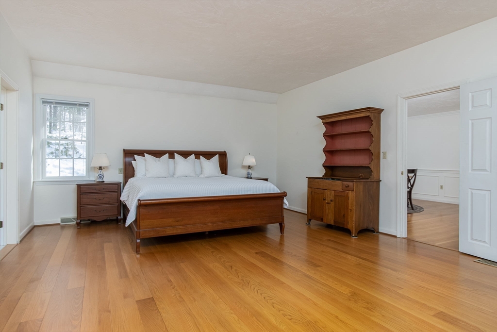 176 Whiley Road Groton, MA 01450 - Photo 24 of 38