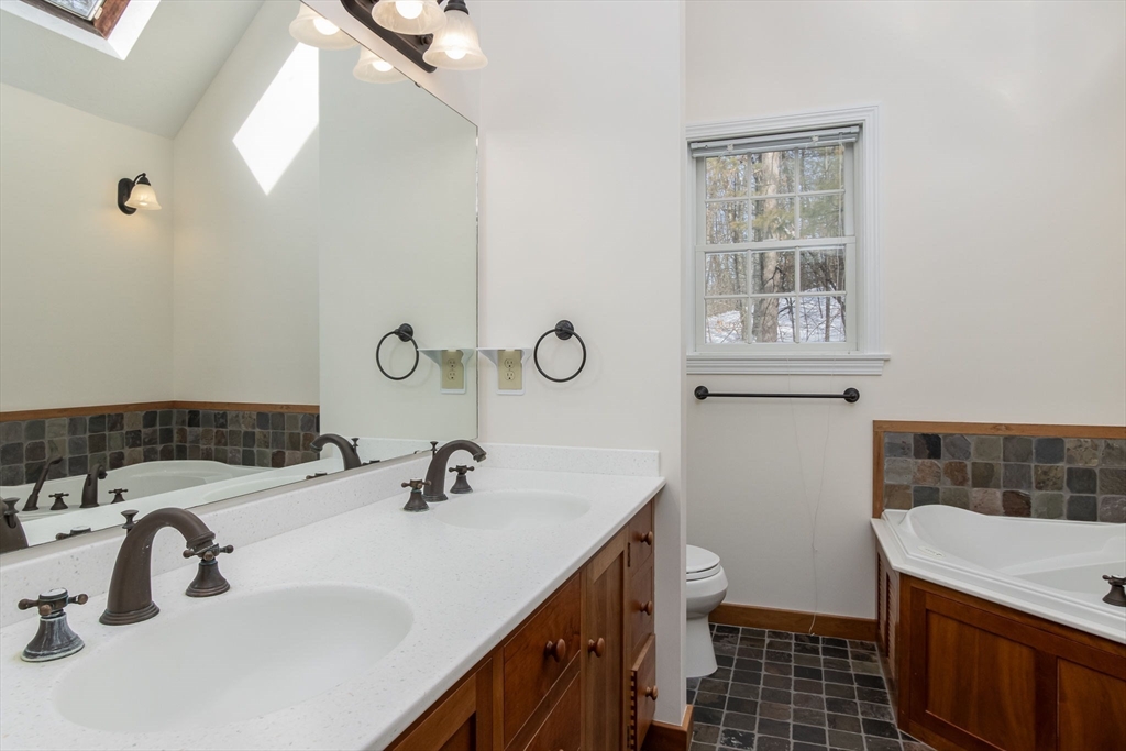 176 Whiley Road Groton, MA 01450 - Photo 26 of 38