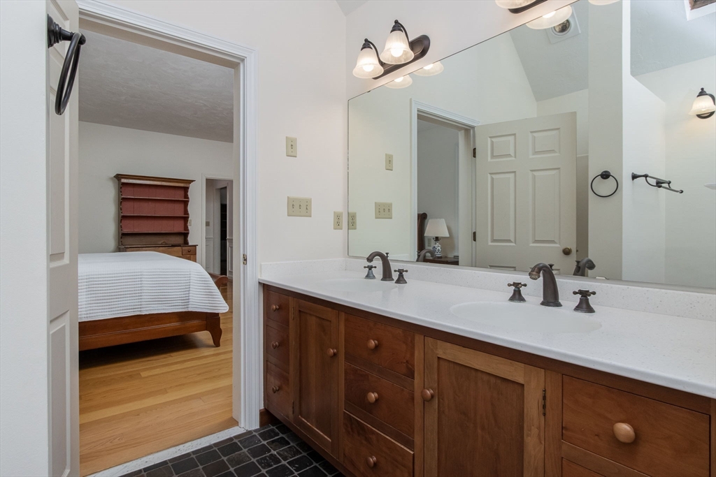 176 Whiley Road Groton, MA 01450 - Photo 27 of 38