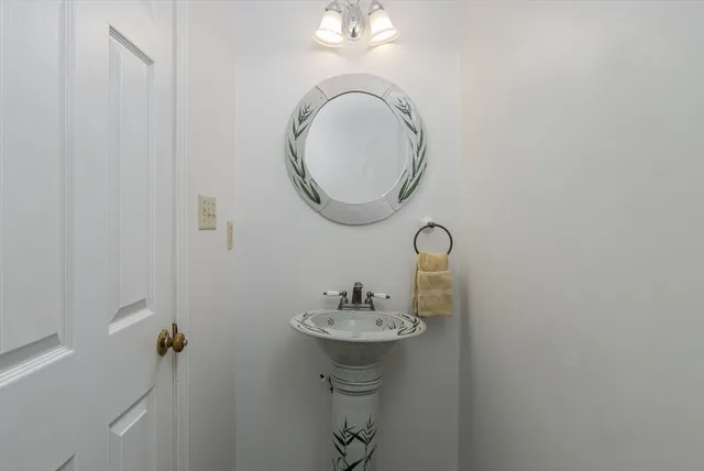 $925,000 | 176 Whiley Road, Groton, MA 01450