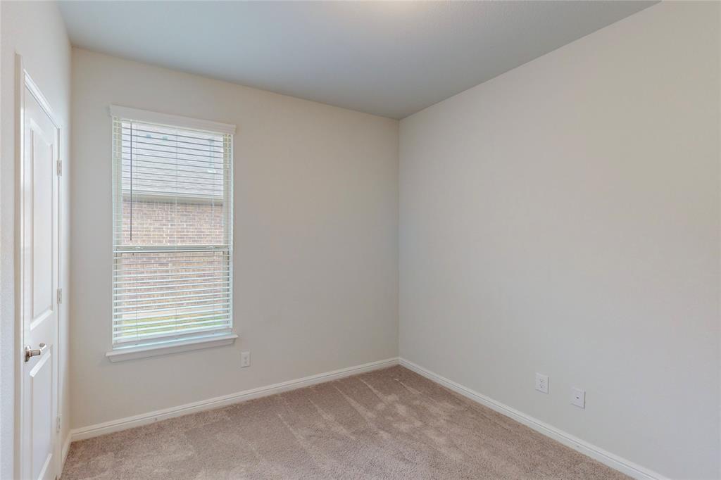 821 Falcon Road Argyle, TX 76226 - Photo 31 of 38