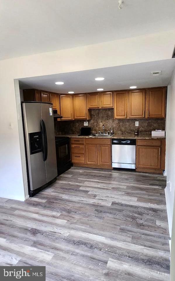 736 Myrtle Avenue Lindenwold, NJ 08021 - Photo 23 of 31 a view of a kitchen with a stove top oven