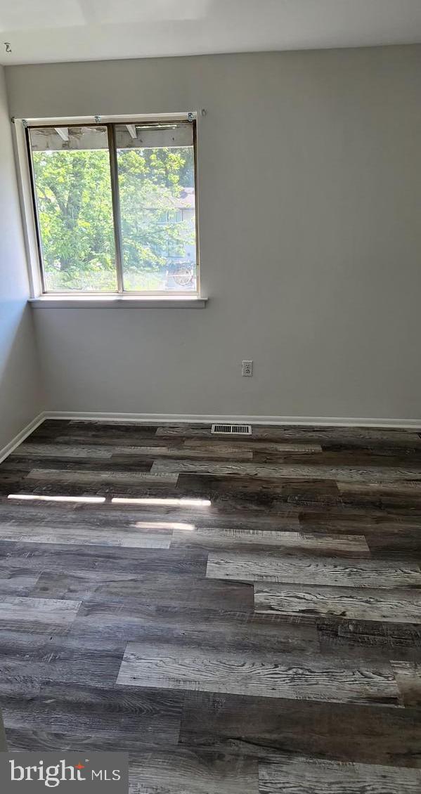 736 Myrtle Avenue Lindenwold, NJ 08021 - Photo 9 of 31 a view of the kitchen