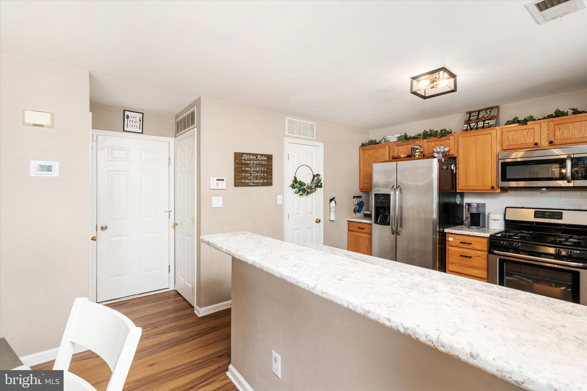 9 Juniper Drive Columbus, NJ 08022 - Photo 11 of 31