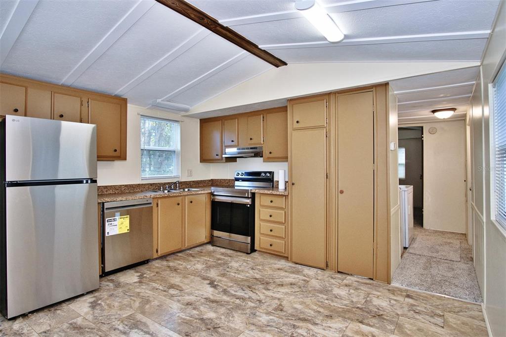 2307 Fritzke Road Dover, FL 33527 - Photo 17 of 37