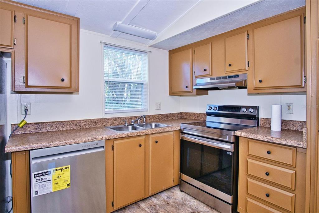 2307 Fritzke Road Dover, FL 33527 - Photo 19 of 37