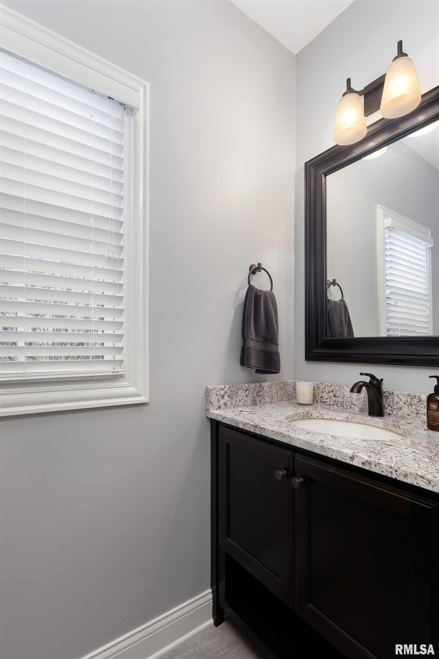 6347 Cardinal Road Bettendorf, IA 52722 - Photo 15 of 51 Gallery Image 15