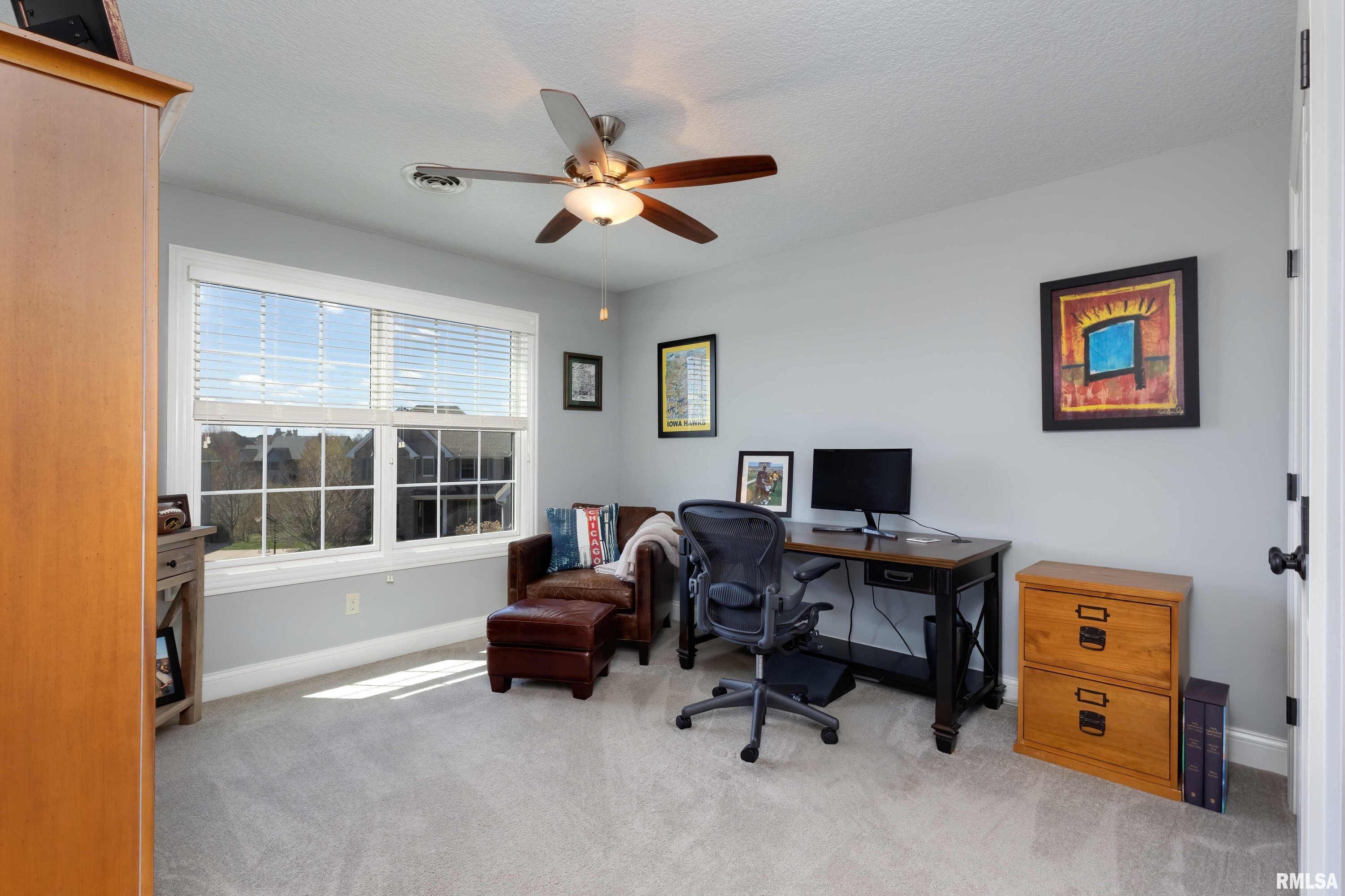 6347 Cardinal Road Bettendorf, IA 52722 - Photo 19 of 51 Gallery Image 19