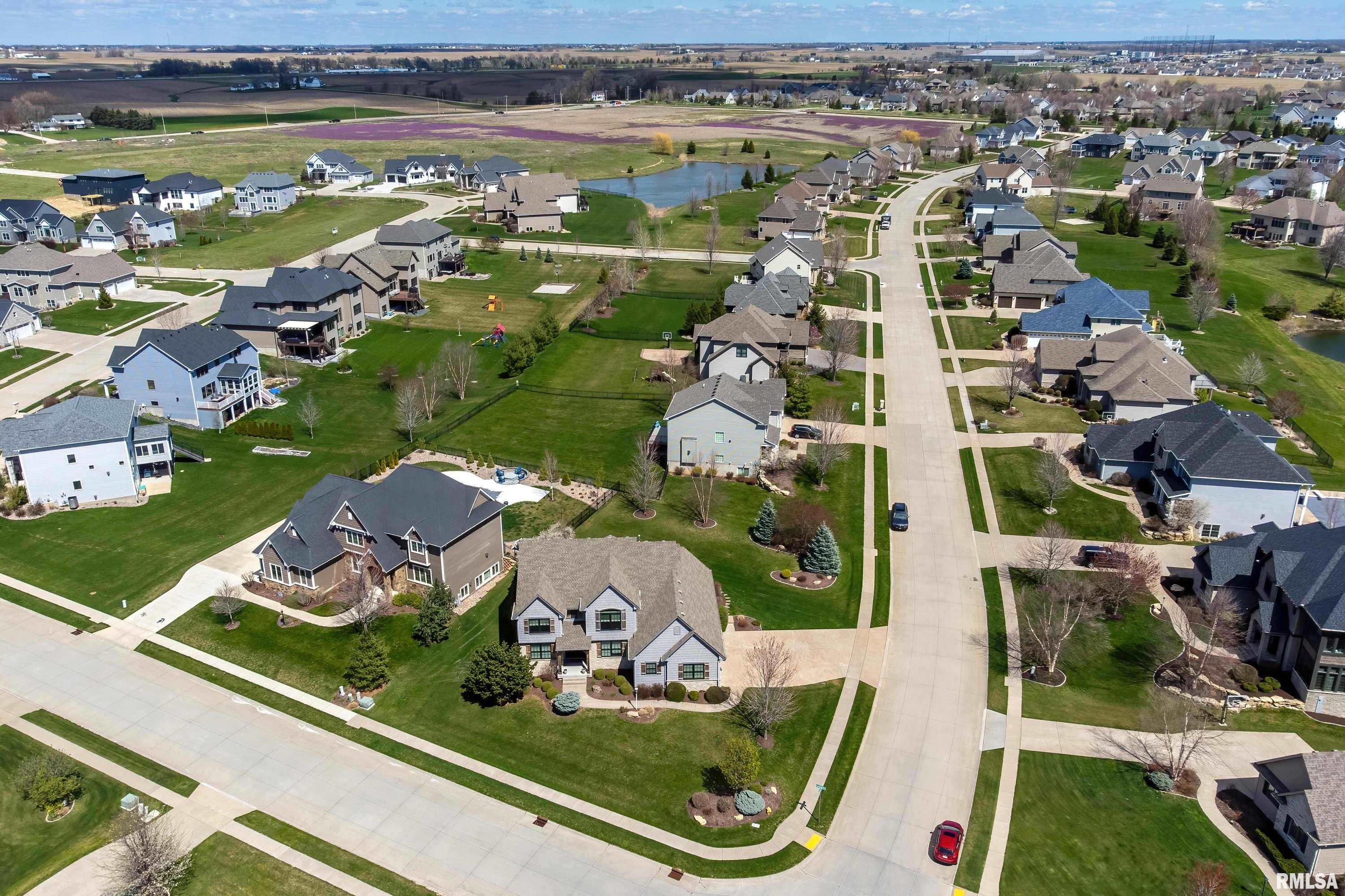 6347 Cardinal Road Bettendorf, IA 52722 - Photo 49 of 51 Gallery Image 49